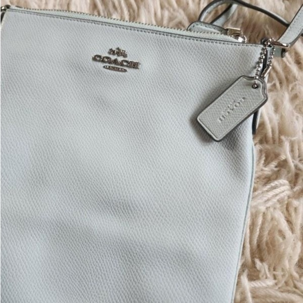 Coach EUC Crossbody bag mint green - Picture 9 of 10